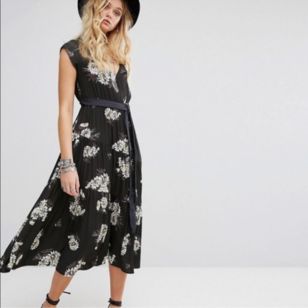 NWT Free People All I Got Floral Maxi Dress, Size 10 - Picture 13 of 16